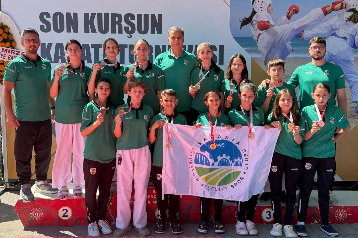 Sakarya Büyükşehir Sporcularından 17 Madalyalık Başarı